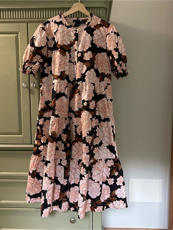 Who What Wear Dresses & Skirts - Who What Wear Black Midi Dress with Pink Floral Print